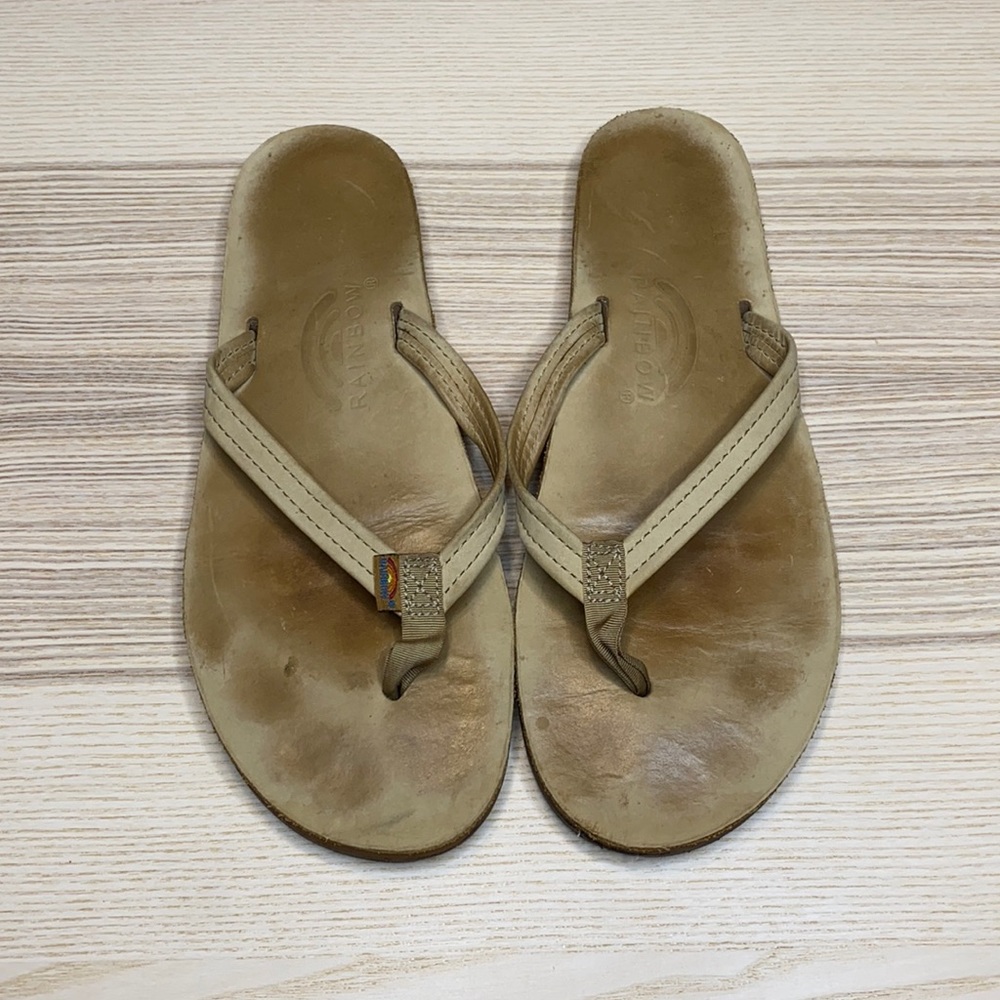 Rainbow Beige leather flip flop sandals